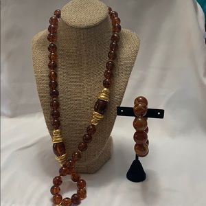 Brown bead necklace and bracelet